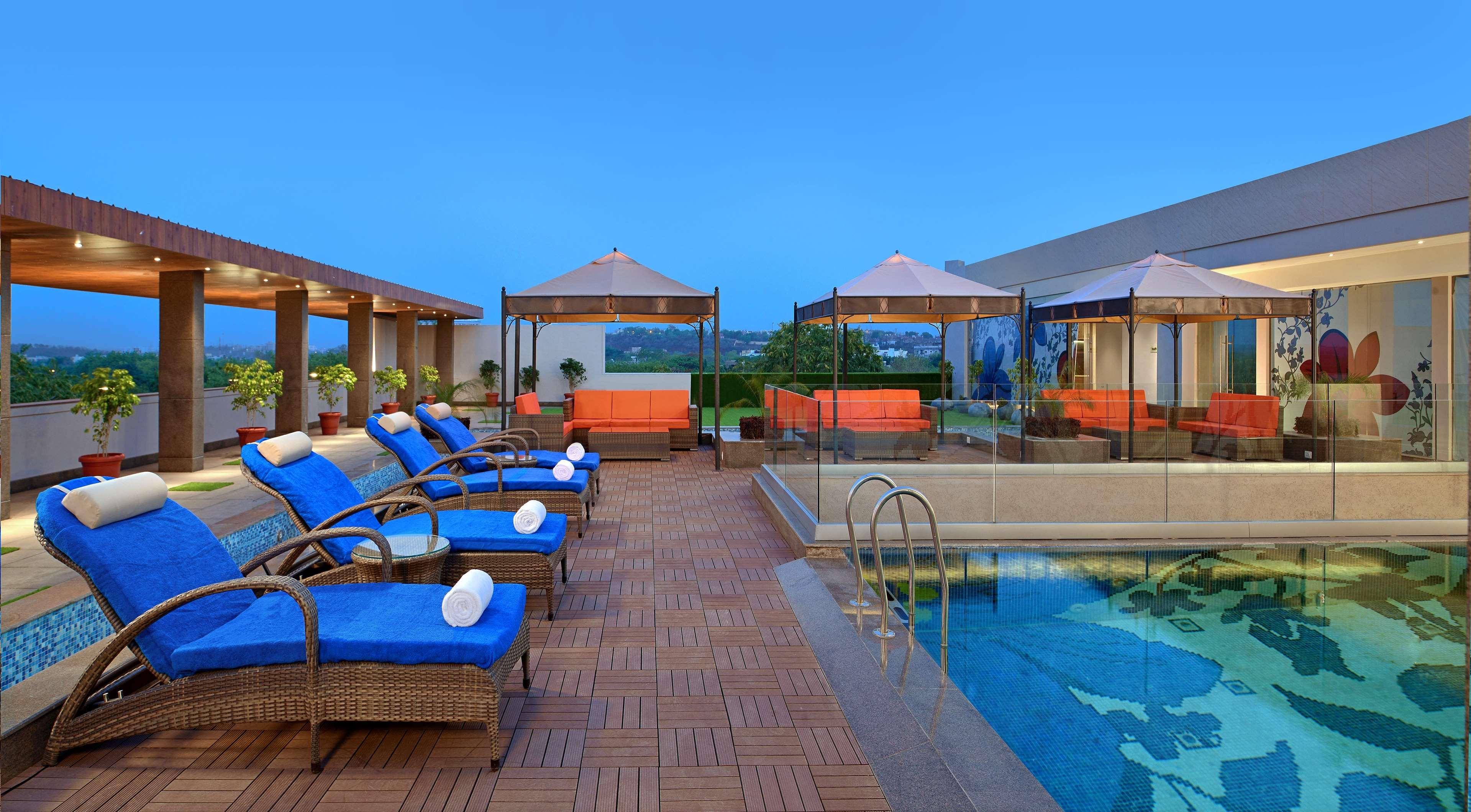 Radisson Gwalior Hotel Exterior photo